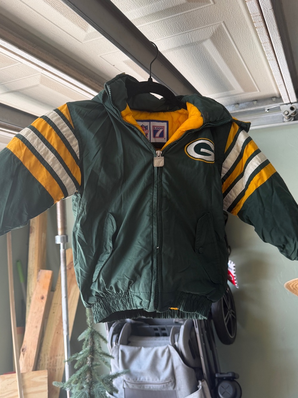 LOGO 7 Green & Yellow Kids Puffer Jacket with Team Patch